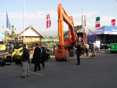    2004